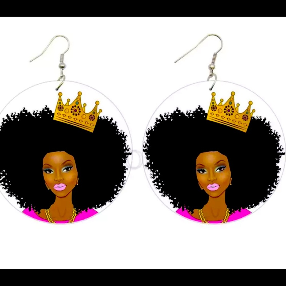 Afro Queen 👸🏽 wooden drop earring